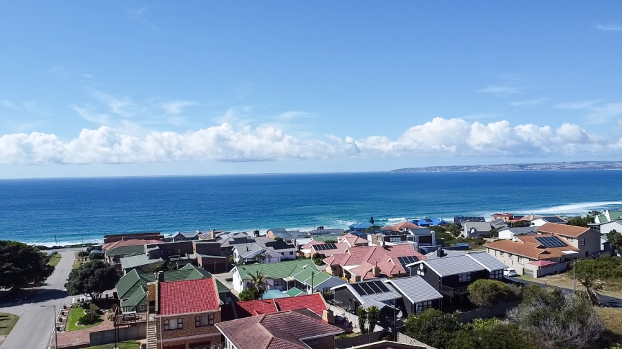 4 Bedroom Property for Sale in Reebok Western Cape